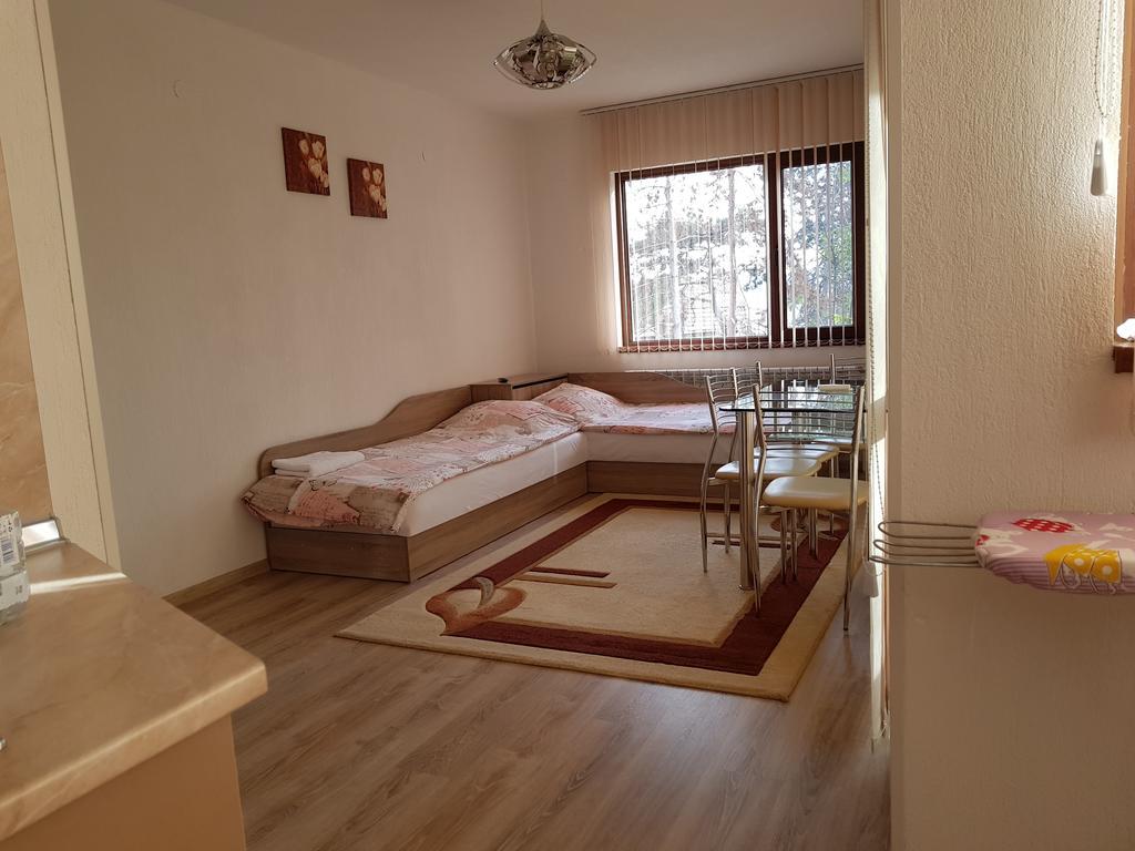Д И В 1 - D & V 1 Apartment ซันดันสกี ภายนอก รูปภาพ